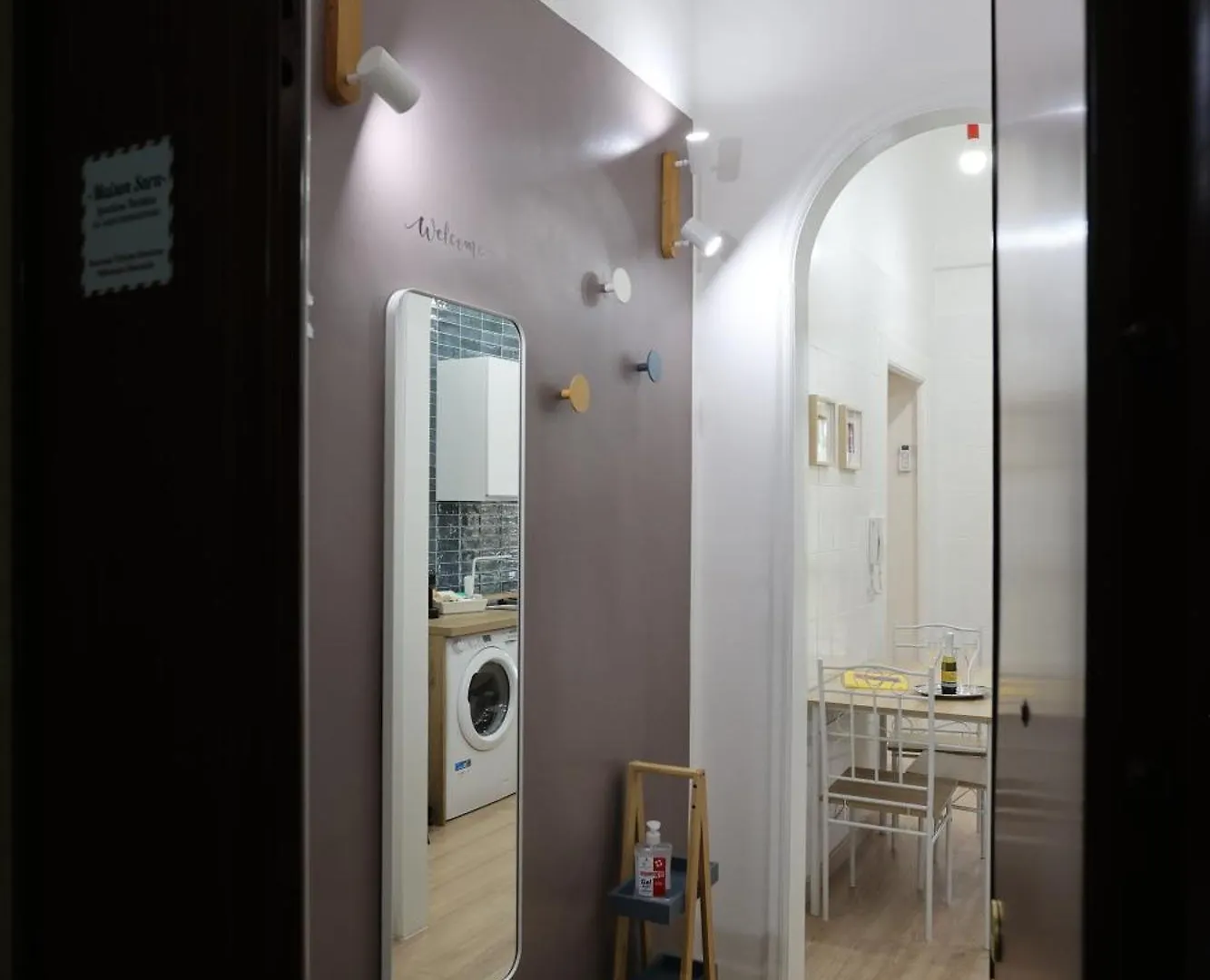 Maison Sara Bari Apartment